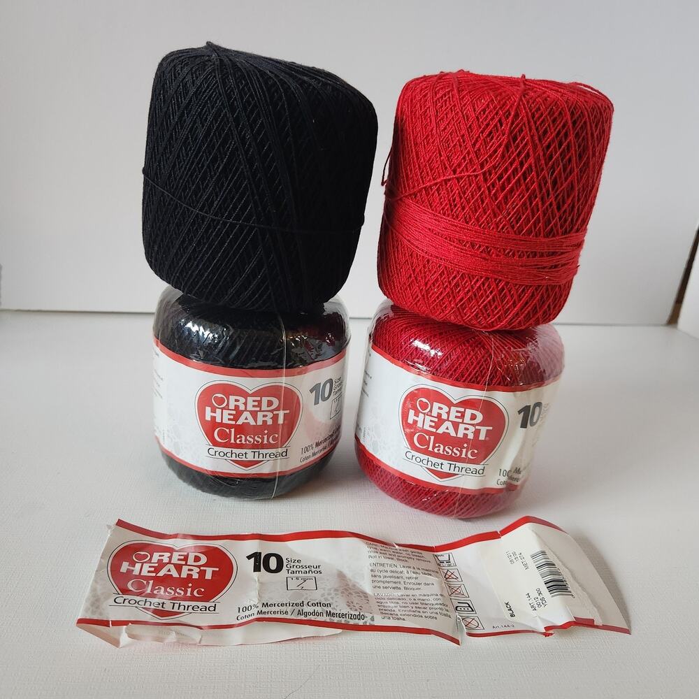 New! Lot RED HEART Classic 10 Crochet Thread 4 Skeins Red Black 1200 Yards